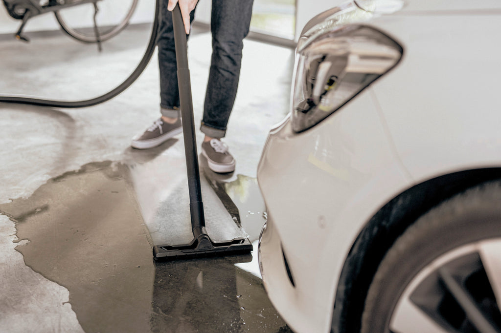 Wet and dry vacuum cleaner WD 4