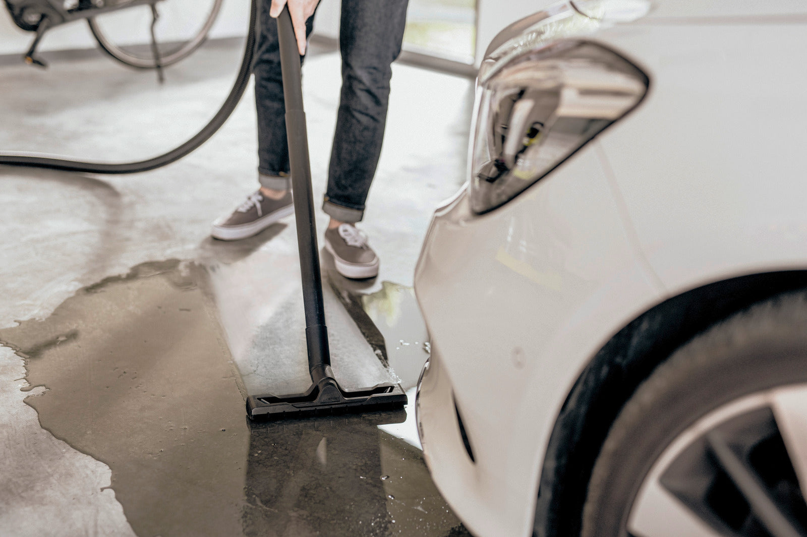 Wet and dry vacuum cleaner WD 4