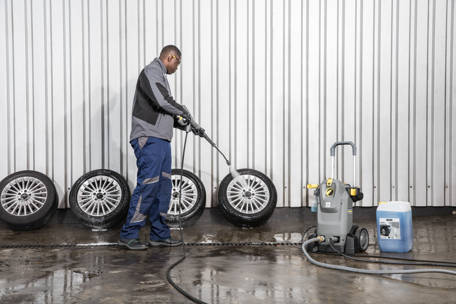 High pressure cleaner HD 7/12-4 M Plus